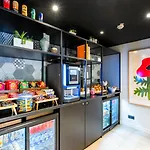 Hotel Staycity Gare De L'est 3*