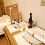 Staycity Gare De L'est Hotel Parigi