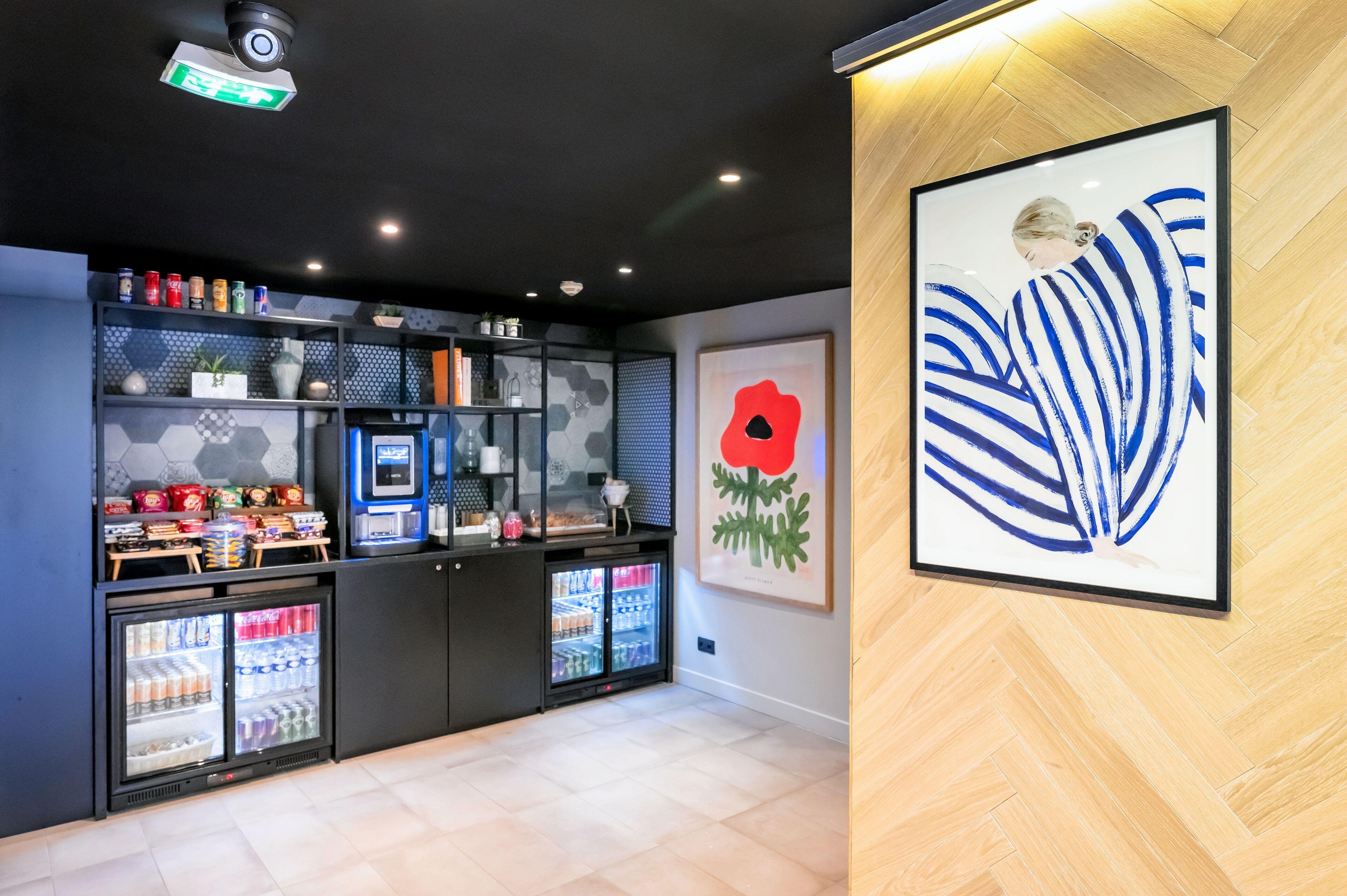 Hotel Staycity Gare De L'est 3*