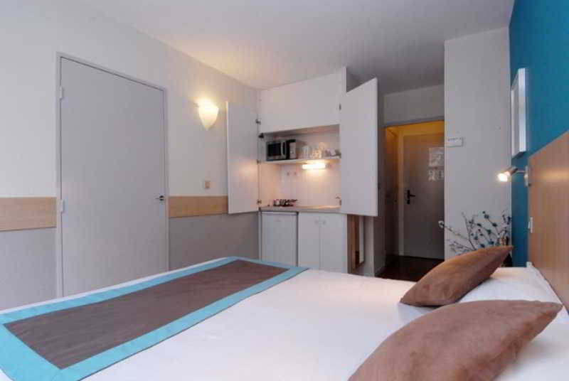 Hotel Staycity Gare De L'est 3*